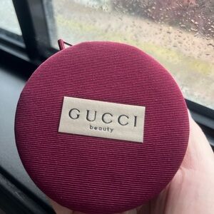 New!Gucci Beauty Burgundy case